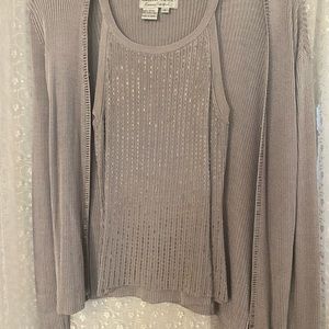 Arianna Papell two piece , elegant sweater and top